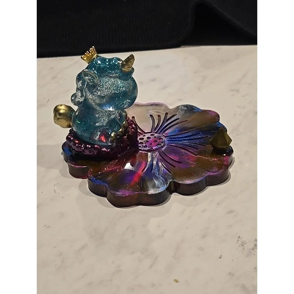 Handmade Resin Cell Phone Holder  Teal Pink Blue Unicorn‎ 739